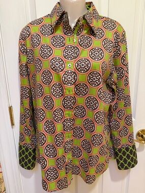 Tizzie: Green & Brown Patterned Long-Sleeve Shirt, cuffs fold up